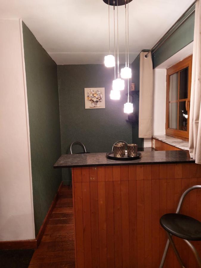 Apartamento Aux Trois Petits Cochons Hotton Exterior foto