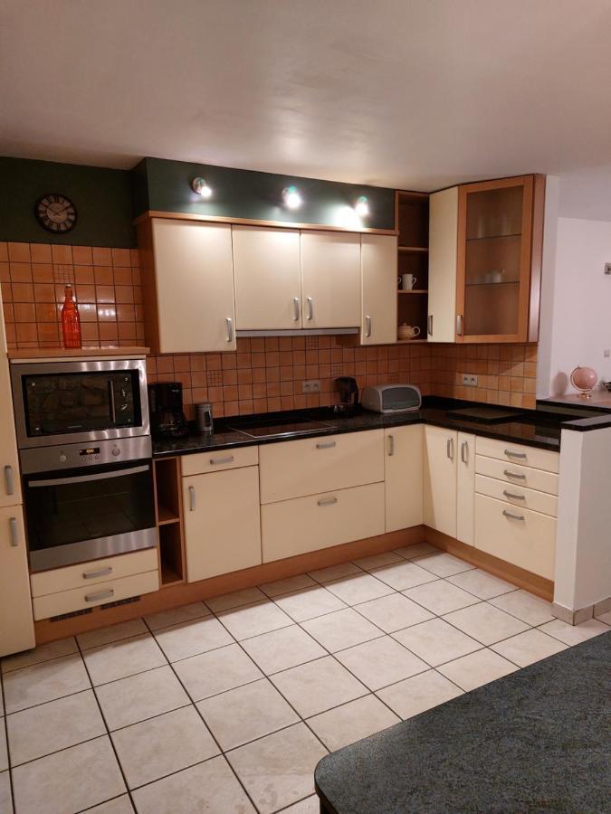 Apartamento Aux Trois Petits Cochons Hotton Exterior foto