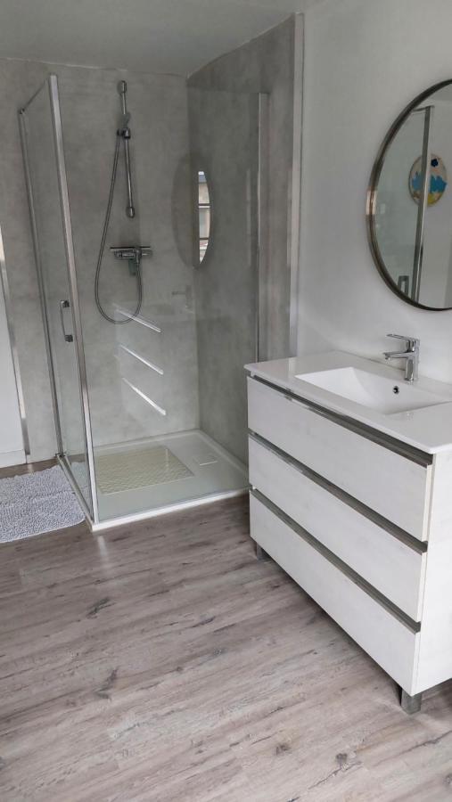 Apartamento Aux Trois Petits Cochons Hotton Exterior foto